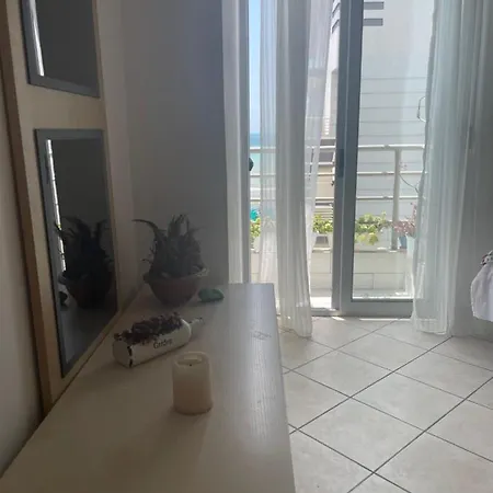 Deas Apartment *